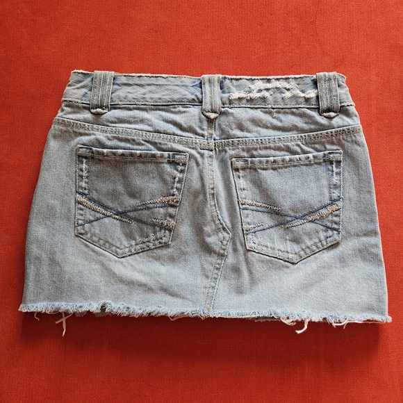 โSOLDโ Aeropostale Denim Skirt 0 - EUC - Picture 5 of 7